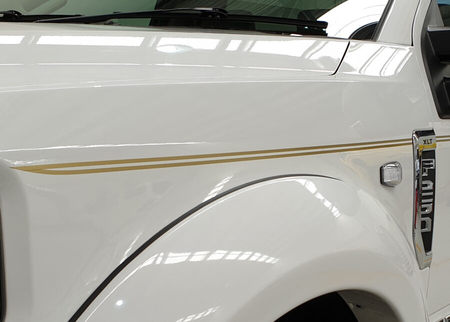 Vinyl Pinstriping for cars, Vans and trucks – Brisbane and Sunshine coast Qld