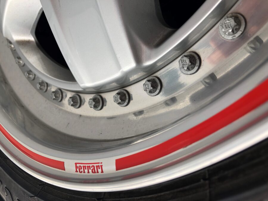 Ferrari rim pinstriping – Maroochydore and buderim qld