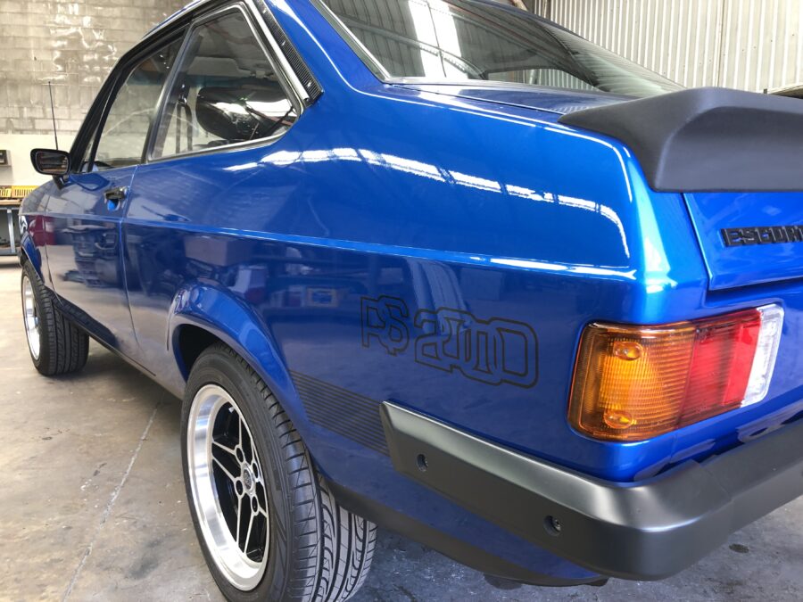 ford escort stripes and graphics – slacks creek and waterford qld